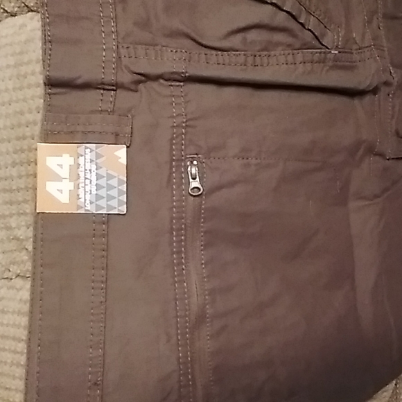 Mens brown walking shorts size 44 - Picture 2 of 5
